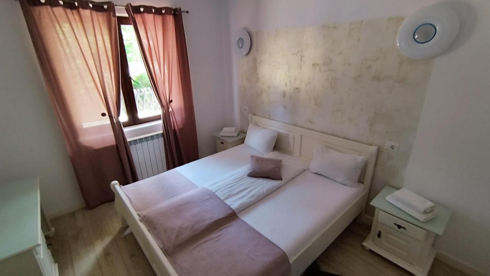 La Rascruce De Ape Hotel Sucevita Exterior foto